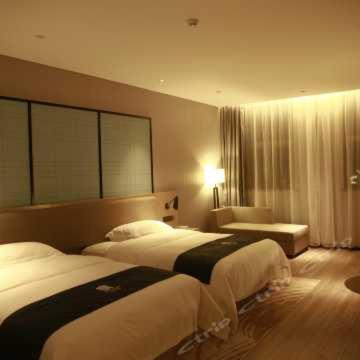 Echarm Hotel Ji'Nan Railway Station Jinan Exterior photo