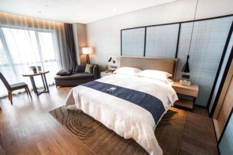 Echarm Hotel Ji'Nan Railway Station Jinan Exterior photo